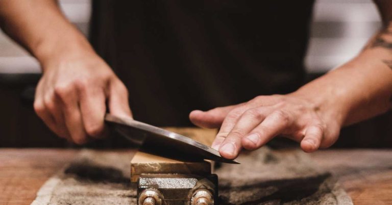 best knife for cutting sushi rolls